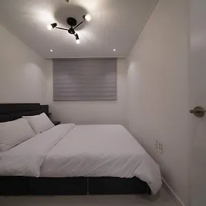 Dawn House 招待所