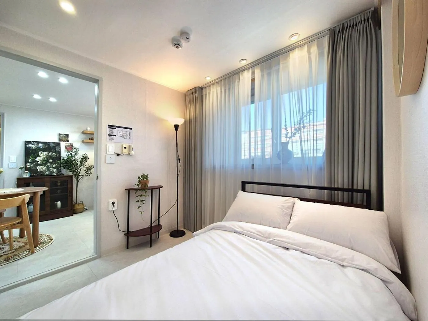 Stay Window Seoul Guest house